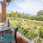Nina's Corfu Gazátika