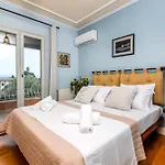 Nina's Corfu Gazátika