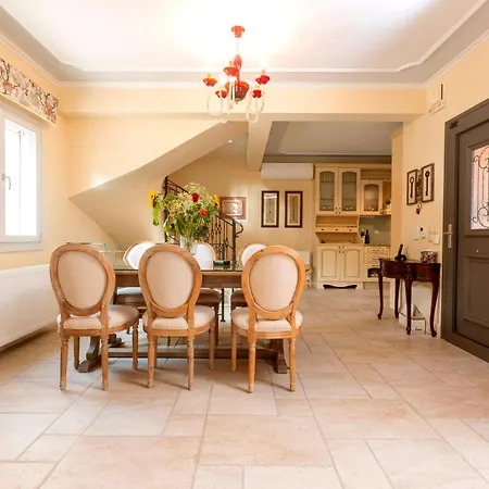 Nina's Corfu Holiday home *